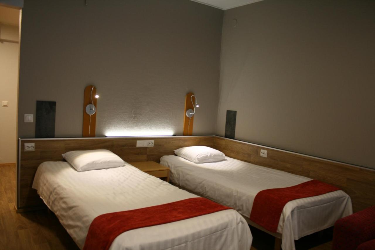 Hotel Palomestari เกมี ภายนอก รูปภาพ